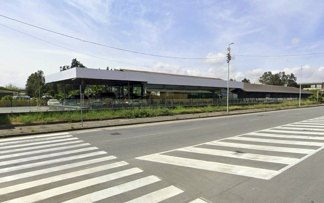 Foto 1 - Shed Strada Diciottesima di zona industriale
 
42, Catania - photo 1