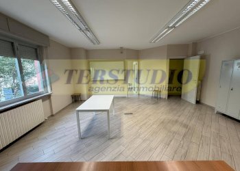 Foto 5 - Capannone Via Vittorio Emanuele II
 
snc, Calusco d'Adda - foto 5