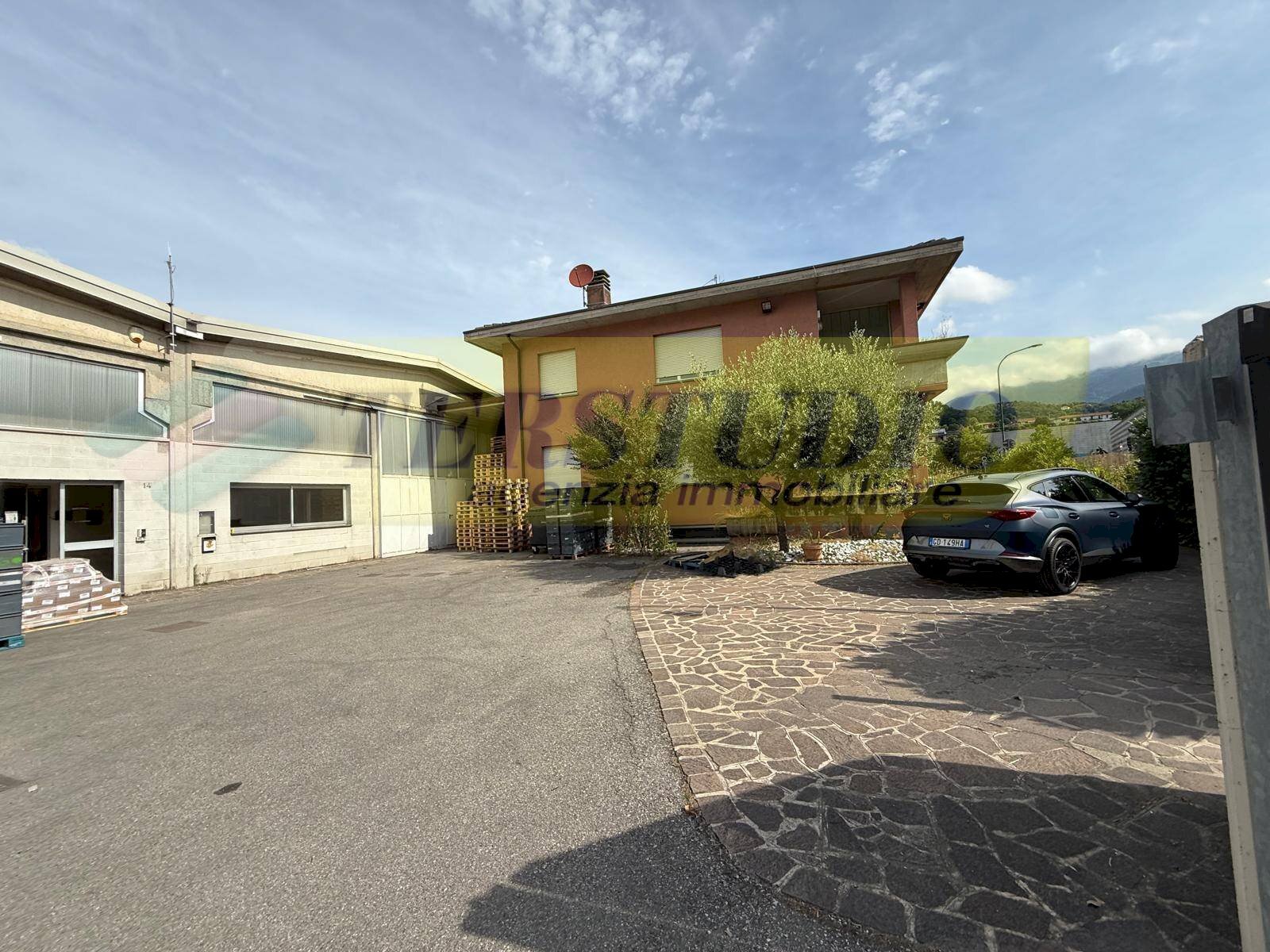 Foto 2 - Capannone Via Torchio
12, Cisano Bergamasco - foto 2