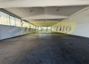 Foto 3 - Capannone Via Giuseppe Mazzini
 
snc, Calolziocorte - foto 3