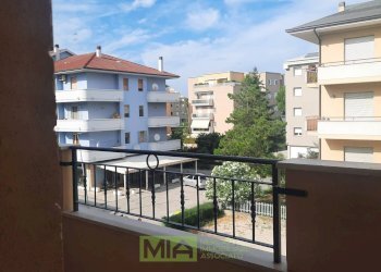 Foto 12 - Quadrilocale Viale Francesco Petrarca
 
25, Porto San Giorgio - foto 12