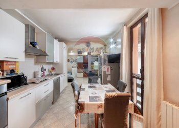 Cucina - Trilocale VIA MARTIRI DI BOLOGNA
 
1, Cavenago di Brianza - foto 2