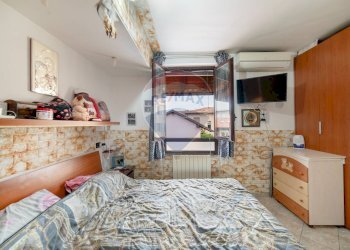 Camera / camera da letto - Trilocale VIA MARTIRI DI BOLOGNA
 
1, Cavenago di Brianza - foto 17