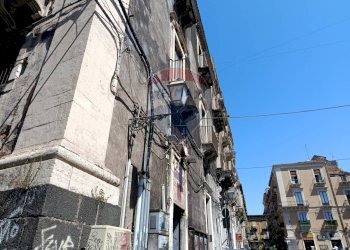 Edificio all\'aperto - Locale Commerciale Via Porticello
 
4, Catania - foto 21