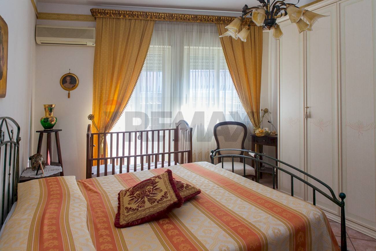 Camera / camera da letto - Four-room apartment Paterno - photo 1