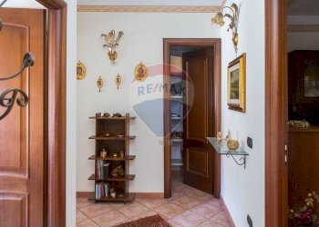 Hall / corridoio - Quadrilocale Paterno - foto 5