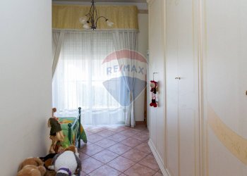 Camera / camera da letto - Quadrilocale Paterno - foto 9