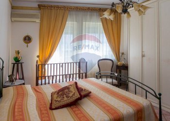 Camera / camera da letto - Quadrilocale Paterno - foto 17