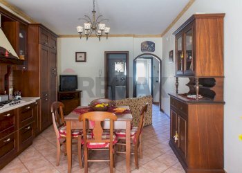 Sala da pranzo - Quadrilocale Paterno - foto 3