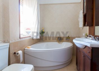 Bagno - Quadrilocale Paterno - foto 10