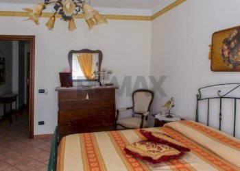 Camera / camera da letto - Quadrilocale Paterno - foto 22