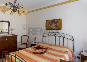 Camera / camera da letto - Quadrilocale Paterno - foto 23