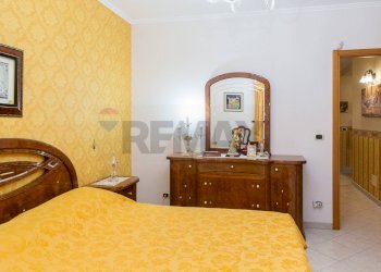 Camera / camera da letto - Quadrilocale Paterno - foto 6