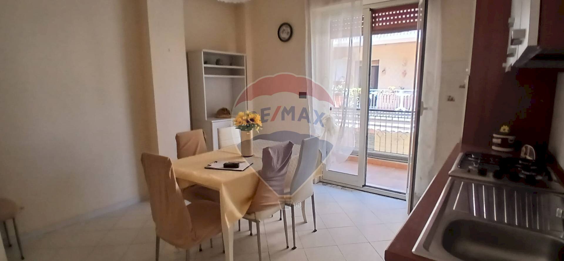 Sala da pranzo - Trilocale via vittorio veneto
 
115, Calatabiano - foto 2