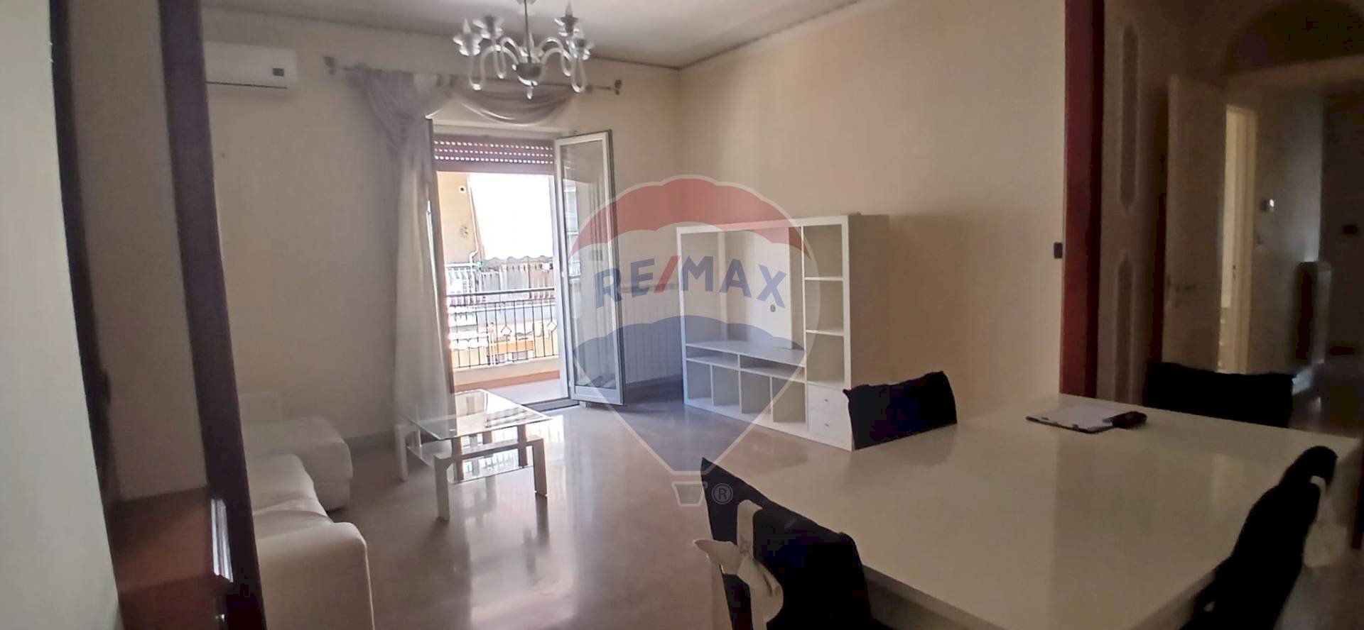 Sala da pranzo - Trilocale via vittorio veneto
 
115, Calatabiano - foto 3