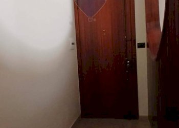 Hall / corridoio - Trilocale via vittorio veneto
 
115, Calatabiano - foto 18