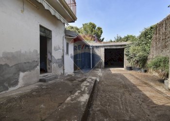 Casa all\'aperto - Casa indipendente via guglielmo marconi
 
23/25/27, Zafferana Etnea - foto 33