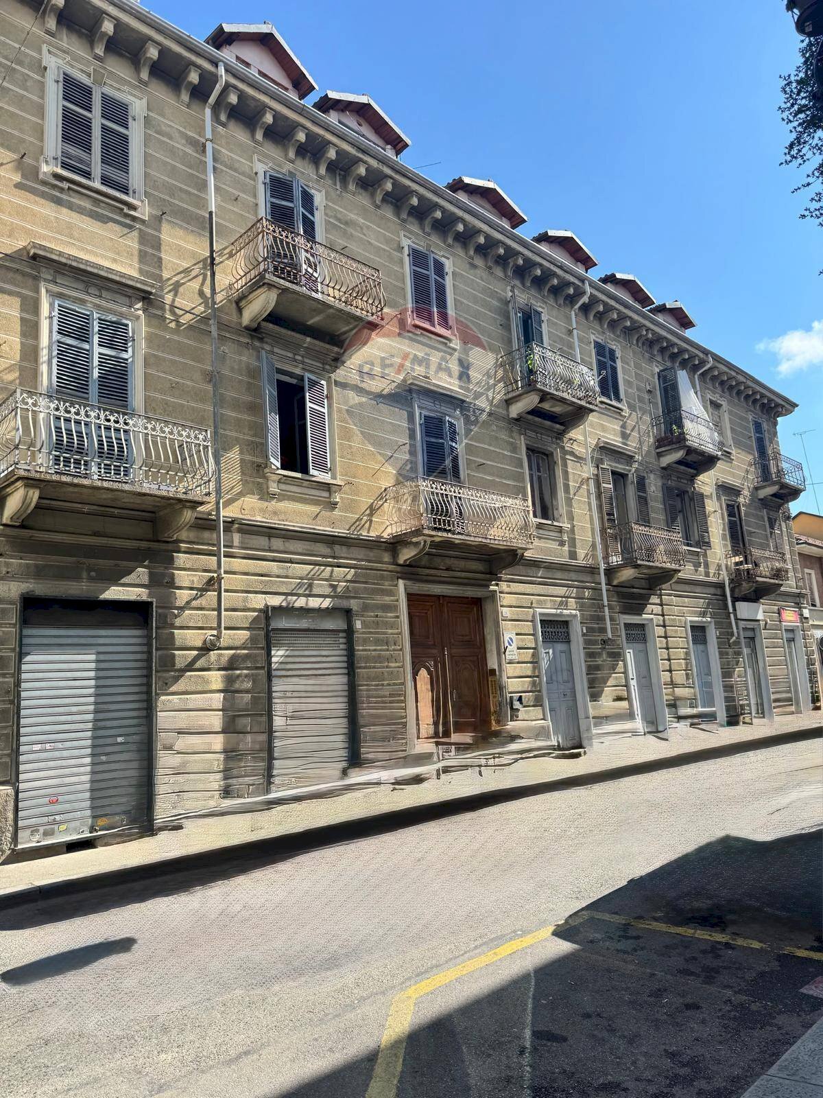 Edificio all\'aperto - Attic Via Valprato
20, Torino - photo 2