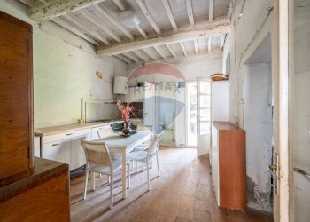 Sala da pranzo - Casa semi indipendente VIA MARCONI
 
56, Rivarolo Mantovano - foto 7