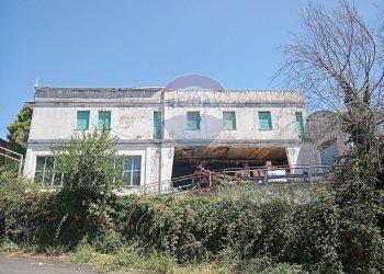 Casa all\'aperto - Capannone Ancona - foto 1