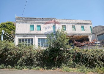 Casa all\'aperto - Capannone Ancona - foto 2