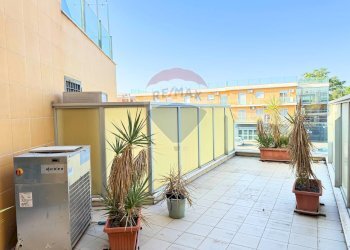 Terrazza - Ufficio Via Tratturo Castiglione
 
26, Foggia - foto 12