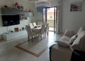 Sala da pranzo - Trilocale Via Rio Persico
 
Snc, Carinola - foto 6