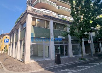 Foto 3 - Shop Via della Rosta
 
2, Udine - photo 3