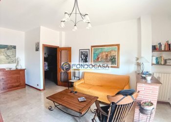 soggiorno - Attic viale  xx settembre, Carrara - photo 7