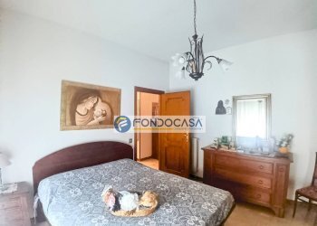 seconda camera matrimoniale - Attic viale  xx settembre, Carrara - photo 22