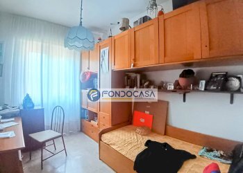 terza camera da letto - Attic viale  xx settembre, Carrara - photo 24