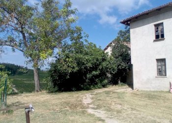 Foto 3 - Casa semi indipendente FRAZIONE CAROSSI GRAFFAGNO
 
60, Castagnole delle Lanze - foto 3