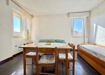 Foto 3 - Trilocale Via indipendenza vic. 2/A
 
3, La Maddalena - foto 3