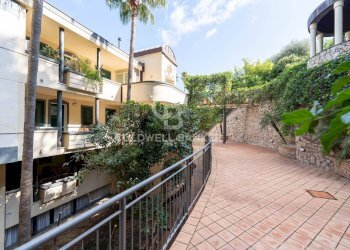 Foto 27 - Quadrilocale viale San Pancrazio
 
46, Taormina - foto 27