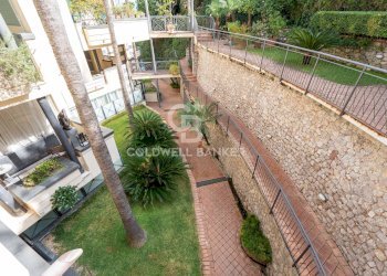 Foto 30 - Quadrilocale viale San Pancrazio
 
46, Taormina - foto 30