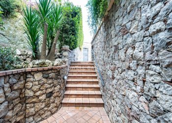 Foto 33 - Quadrilocale viale San Pancrazio
 
46, Taormina - foto 33