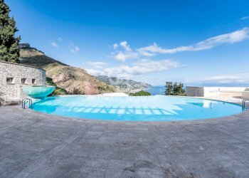 Foto 35 - Quadrilocale viale San Pancrazio
 
46, Taormina - foto 35