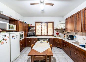 Foto 13 - Villa via Scarlatti
 
30, Motta Sant'Anastasia - foto 13