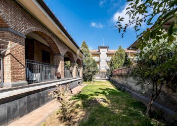 Foto 28 - Villa via Scarlatti
 
30, Motta Sant'Anastasia - foto 28