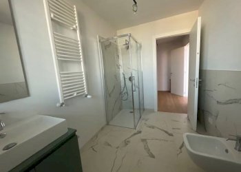 Bagno - One-room apartment piazza Abramo Oldrini, Sesto San Giovanni - photo 29