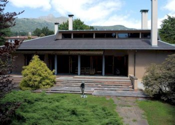 Facciata - Villa via Senatore Alfredo Frassati, 17, Pollone - foto 4