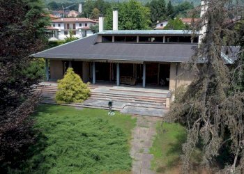 Facciata - Villa via Senatore Alfredo Frassati, 17, Pollone - foto 5