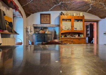 Salone - Rustic via Brusaporcello, Boves - photo 10