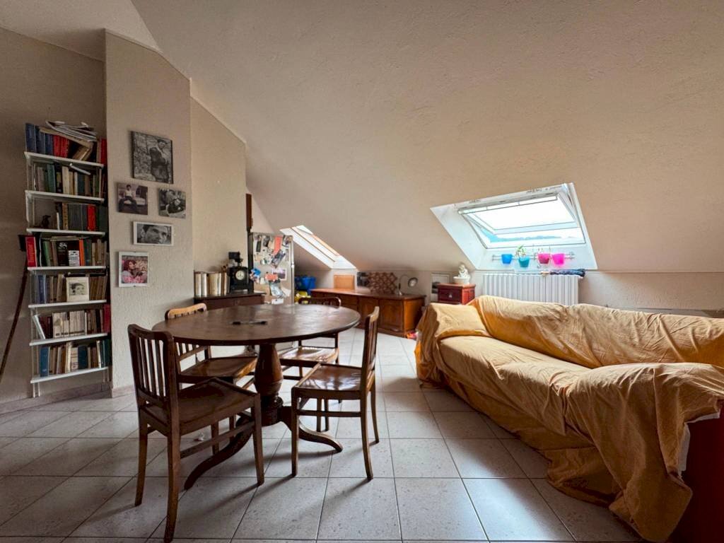 Salone - Attico via Luigi Einaudi, 11, Borgo San Dalmazzo - foto 2