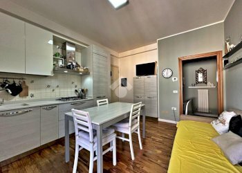 Three-room apartment Via roma, San Giovanni in Marignano - photo 4