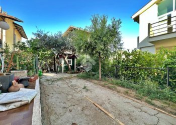 Three-room apartment Via roma, San Giovanni in Marignano - photo 30