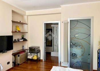 One-room apartment Via Giovanni Scazzola, Alessandria - photo 8