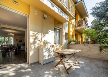 Villa a Schiera Via Adria, Modena (zona Buon Pastore - Parco Amendola) - foto 3