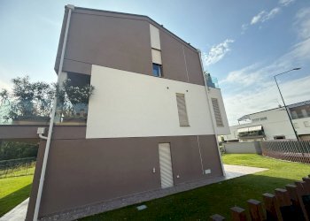 Foto 11 - Three-room apartment via maria callas
 
64, Usmate Velate - photo 11