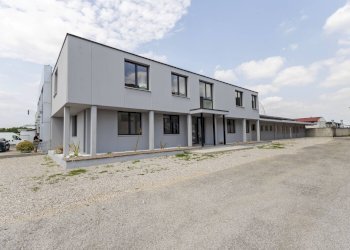 Foto 1 - Capannone via feltrina, Paese - foto 1